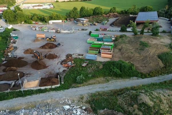 Bildquelle EBA, Luftbild der Gr�nkompostierungsanlage mit Recyclinghof und Kompostanlage